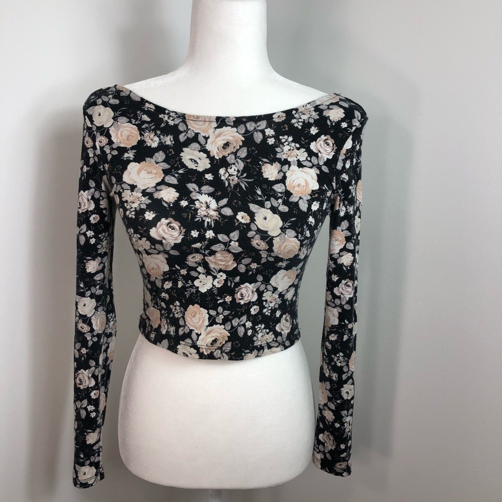 Floral Long Sleeve Crop Top Small